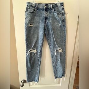 GAP Distressed Light Wash Ripped Girlfriend Jeans Women’s Size 28